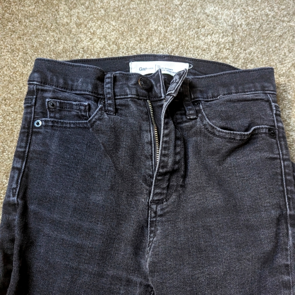 True Skinny Super High Rise pants